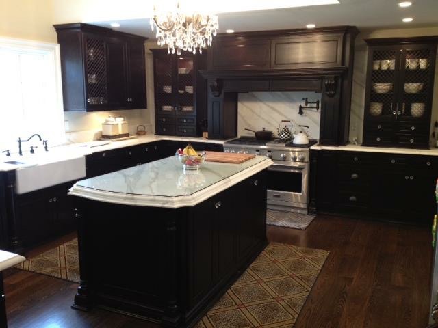 Custom Kitchen Cabinetry